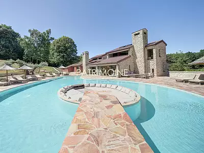 Maison, 700 m²