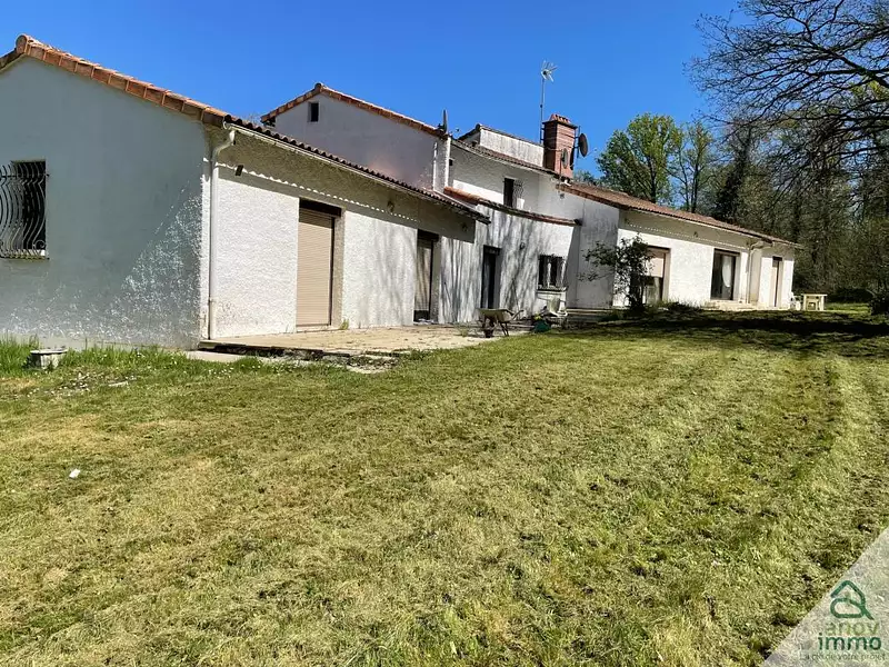 Maison, 300 m²