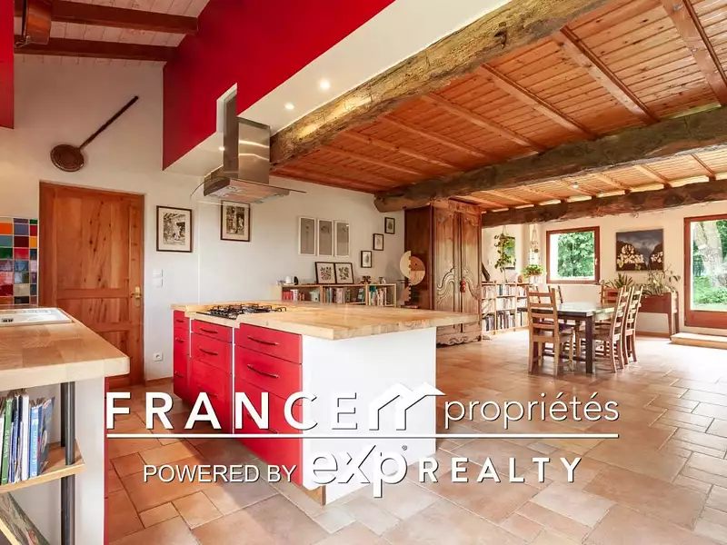 Maison, 280 m²
