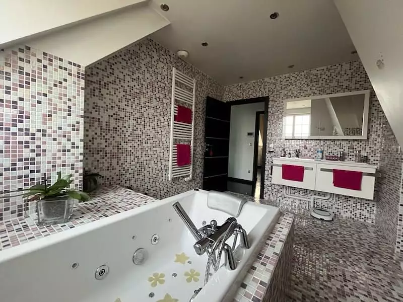 Maison, 340 m²