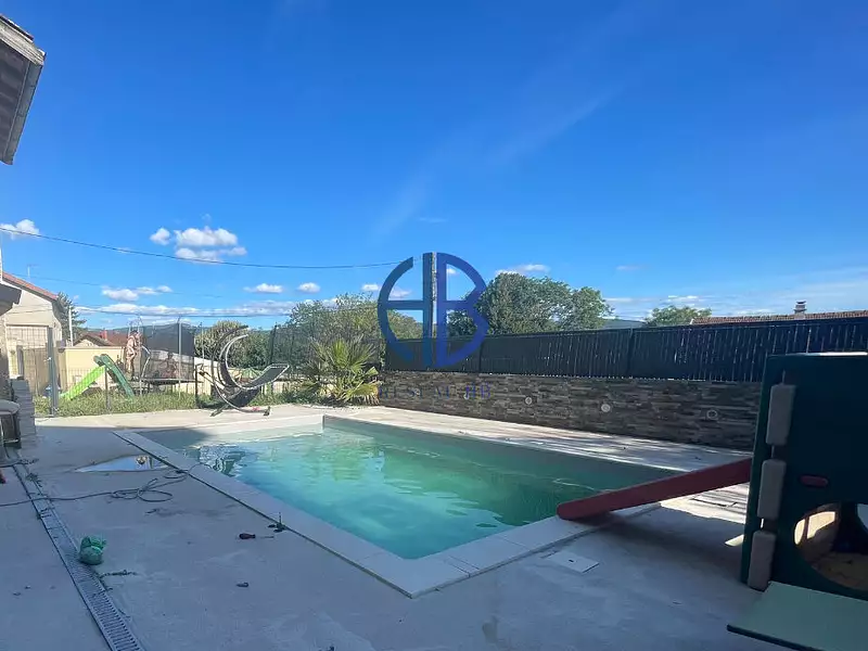 Maison, 136 m²