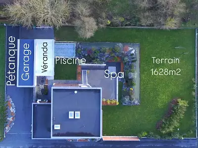 Maison, 242 m²