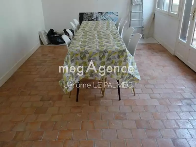 Maison, 180 m²