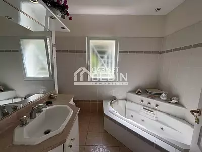 Maison, 162,9 m²