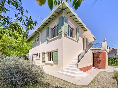 Maison, 141 m²