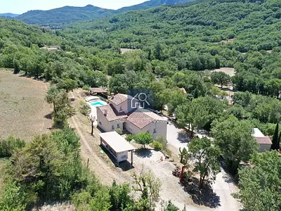 Maison, 200 m²
