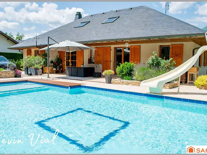 Maison, 180 m²