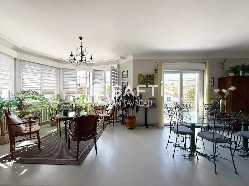 Maison, 168 m²