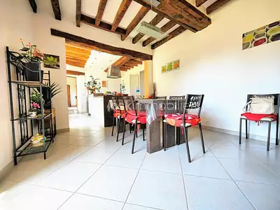 Maison, 296 m²