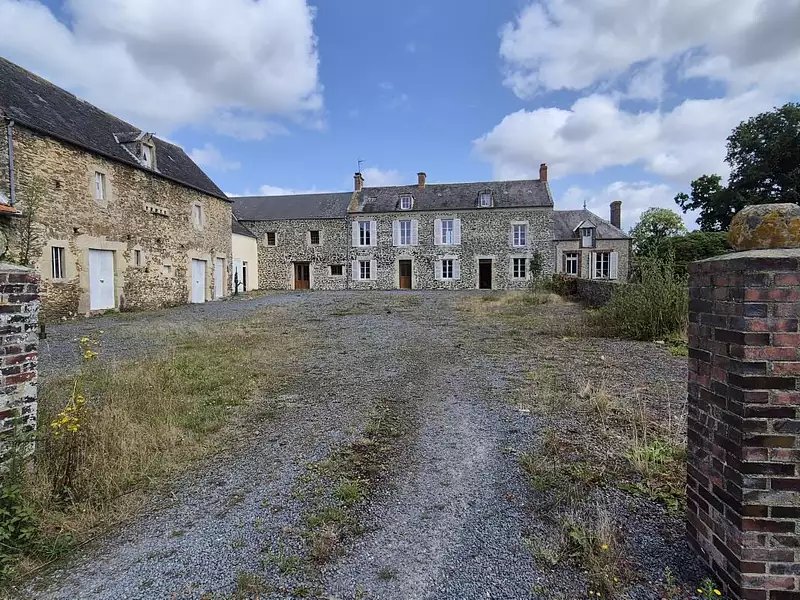 Maison, 180 m²