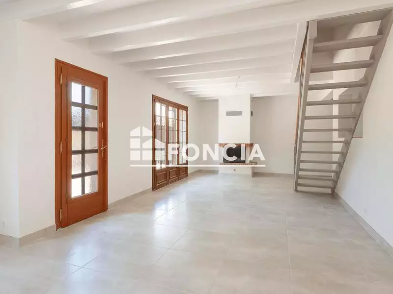 Maison, 165 m²