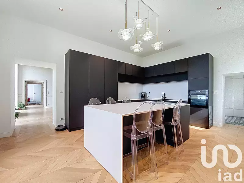 Maison, 320 m²