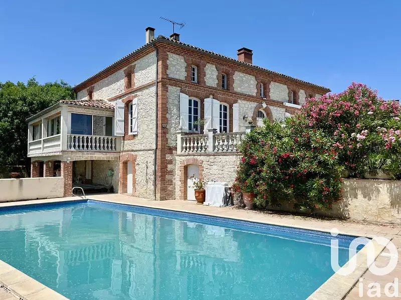 Maison, 330 m²