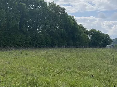 Terrain à bâtir, 685 m²