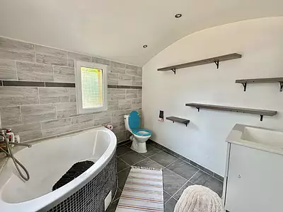 Maison, 196 m²