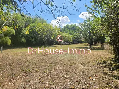 Terrain, 1 239 m²