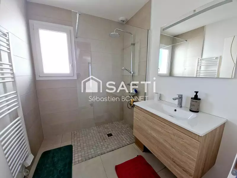 Maison, 84 m²