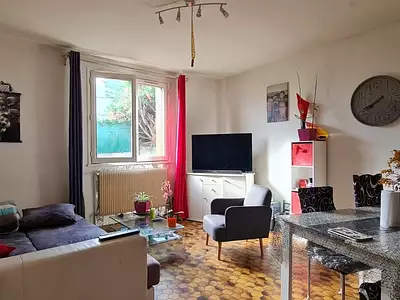 Immeuble, 180 m²