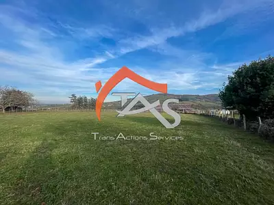 Terrain, 1 457 m²