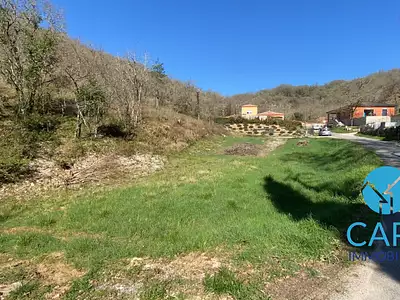 Terrain, 2 040 m²
