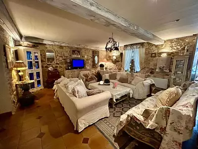 Maison, 1 300 m²