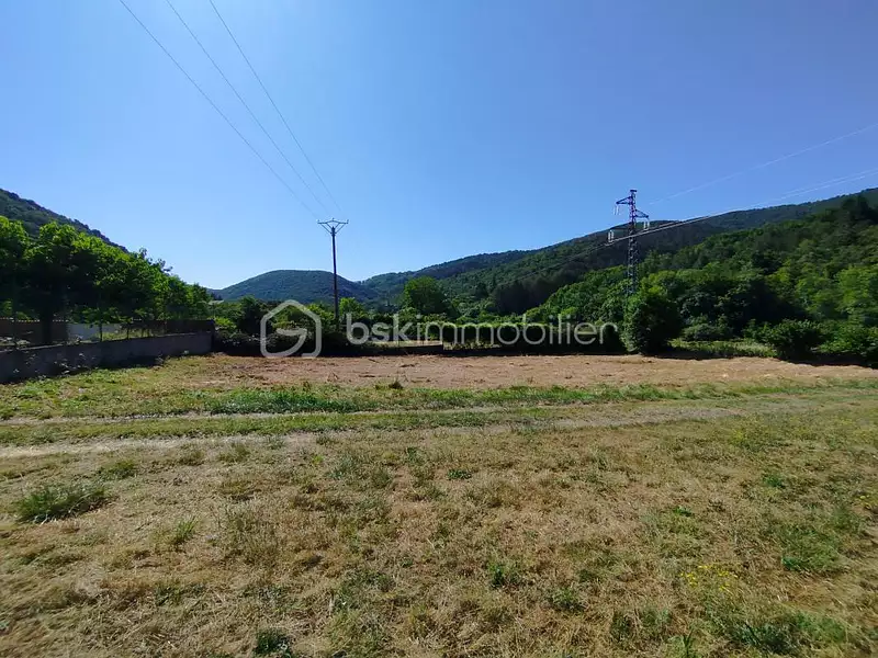 Terrain, 935 m²