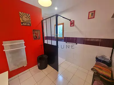 Maison, 245 m²