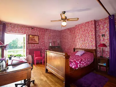 Maison, 235 m²