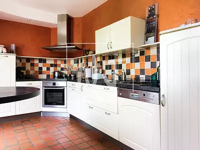 Maison, 170 m²
