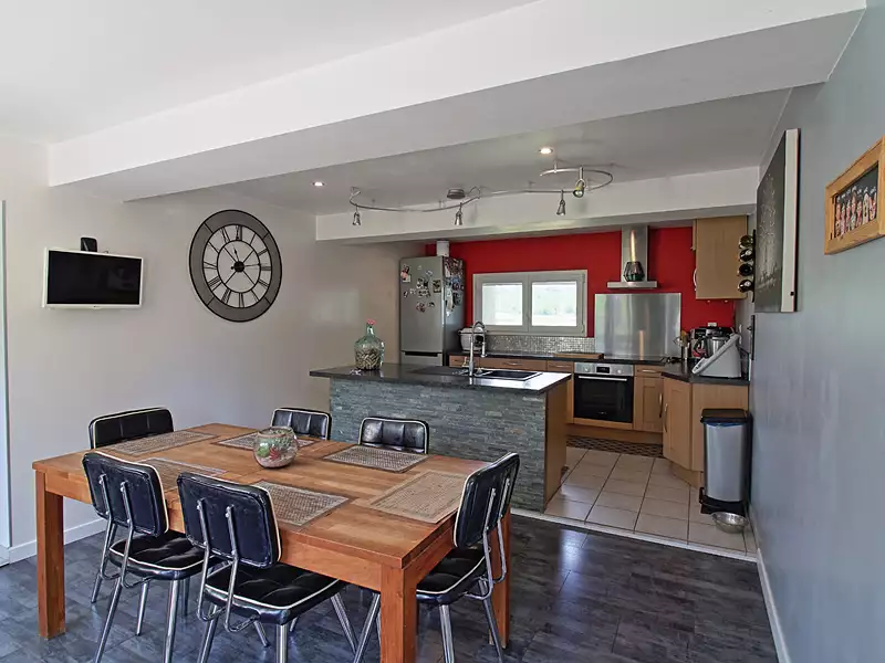 Maison, 200 m²