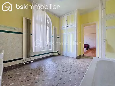 Maison, 305 m²