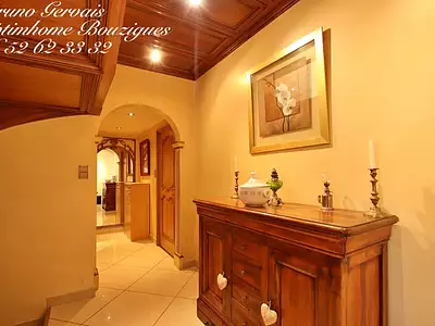 Maison, 250 m²