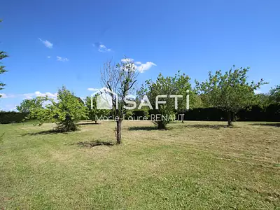 Terrain, 2 095 m²