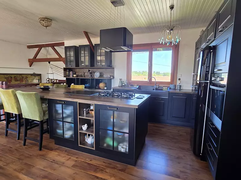 Maison, 144 m²