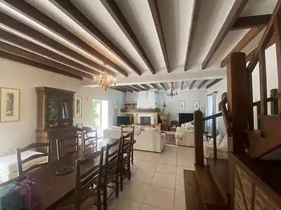 Maison, 201 m²
