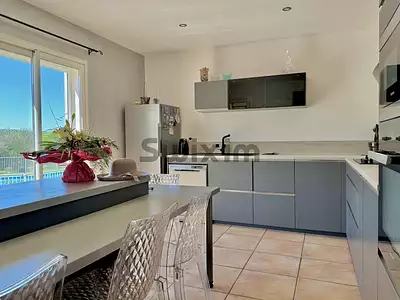 Maison, 176,17 m²