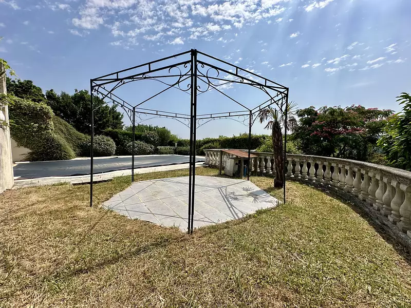 Maison, 170 m²