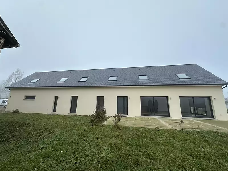 Maison, 340 m²