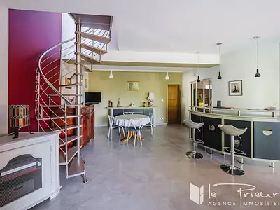 Maison, 176,02 m²