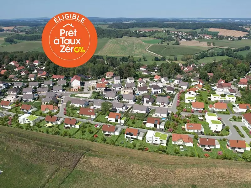 Terrain, 653 m²