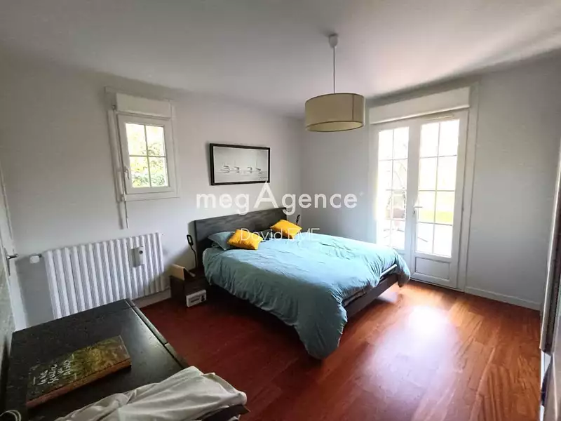 Maison, 205 m²