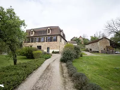 Maison, 239 m²