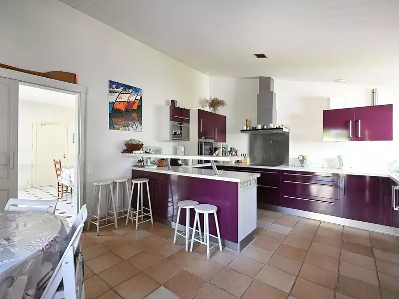 Maison, 208 m²