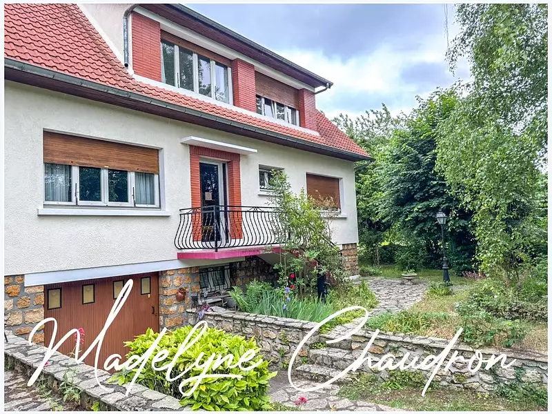 Maison, 200 m²