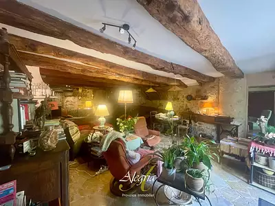 Maison, 505 m²