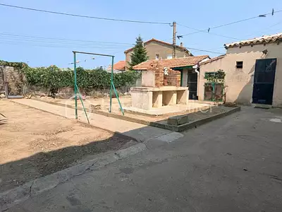 Maison, 196 m²