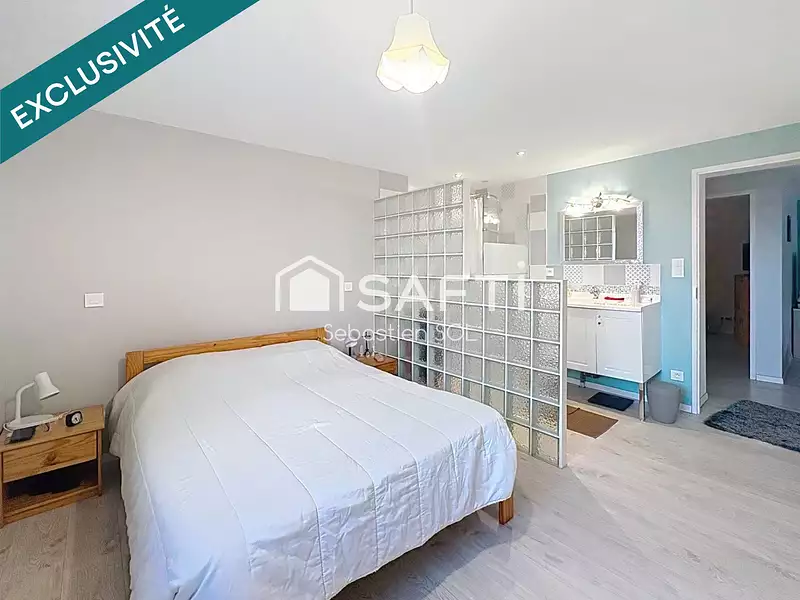Maison, 270 m²