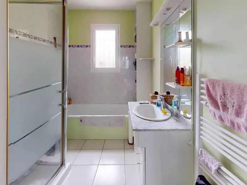 Maison, 105 m²