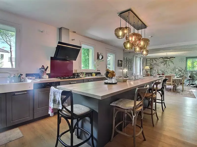 Maison, 163 m²