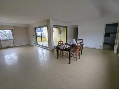 Maison, 590 m²